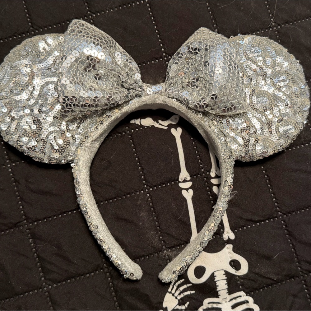 Disney Minnie Classic Silver Ears